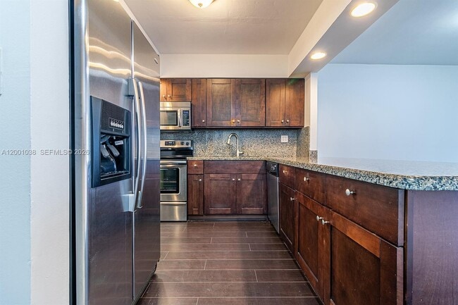 Building Photo - 500 Three Islands Boulevard