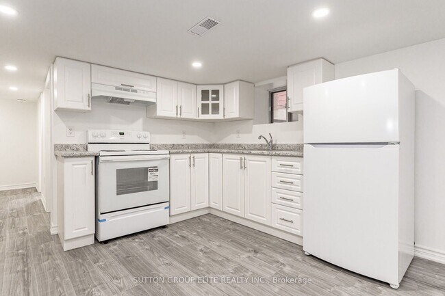 Building Photo - 23 Burnfield Av