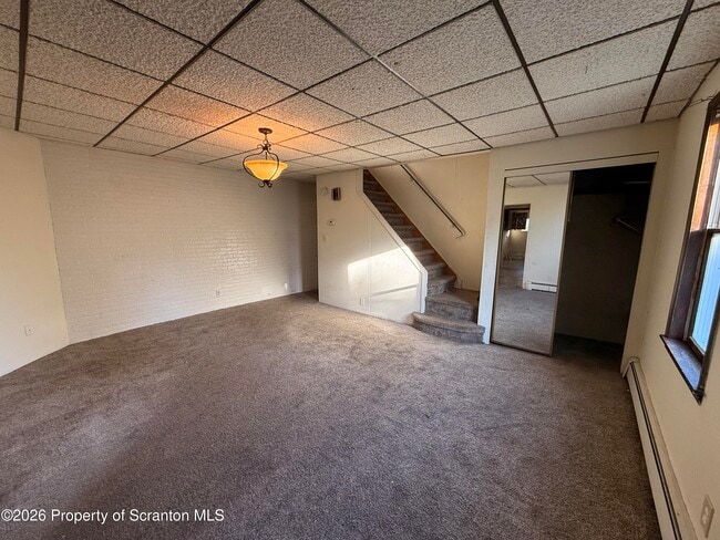 Foto del edificio - 947 Carmalt St