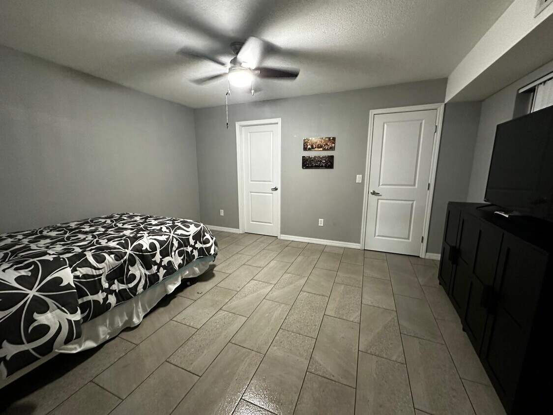 Foto principal - 43 Windtree Ln