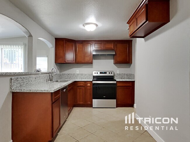 Building Photo - 3913 Moonbeam Drive Sacramento CA