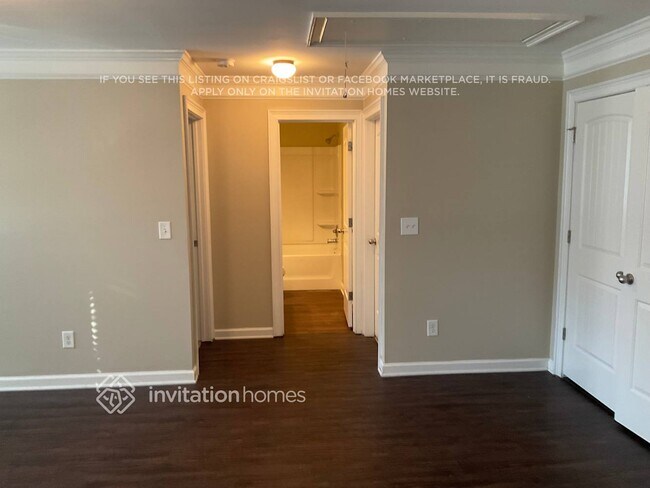 Foto del edificio - 6368 Flat Rock Ln