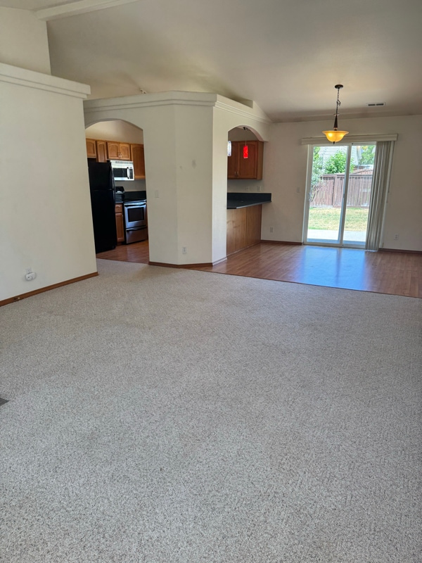 Building Photo - 2881 W Versailles Dr