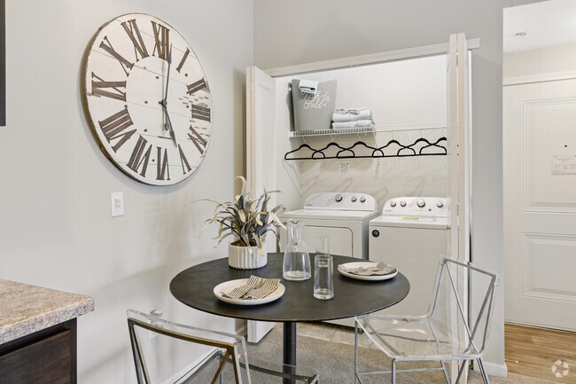 2BR, 1 BA - 965SF - Brook Lane Apartments