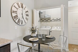 2BR, 1 BA - 965SF - Brook Lane Apartments