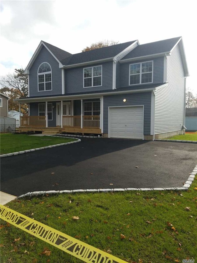 Foto principal - 96 Hilltop Ave