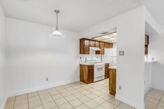 Building Photo - 7806 Chimayo Cove