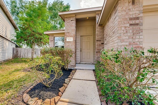Building Photo - 18311 Austin Oak Ln