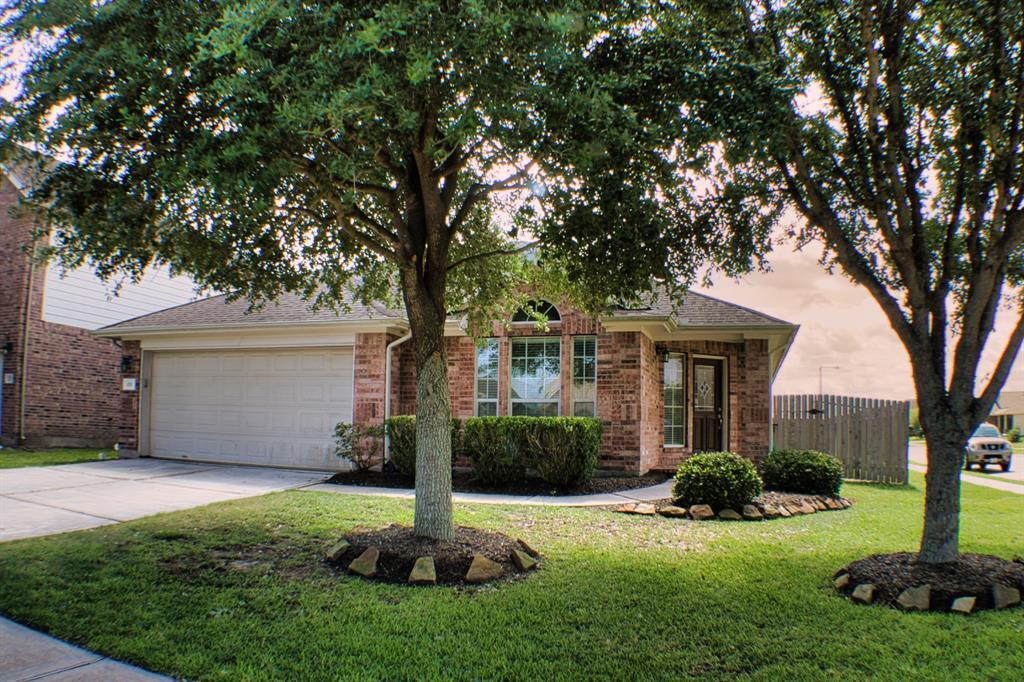 131 Tonkawa Canyon Dr, La Marque, TX 77568 House Rental in La Marque