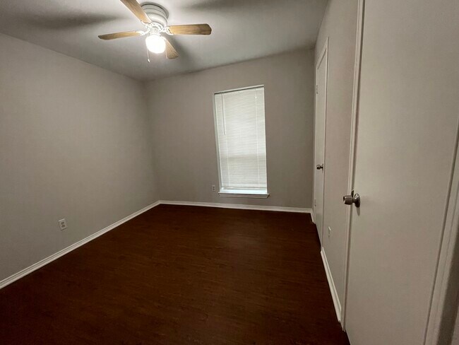 Bedroom 2 - 8229 Irish Dr