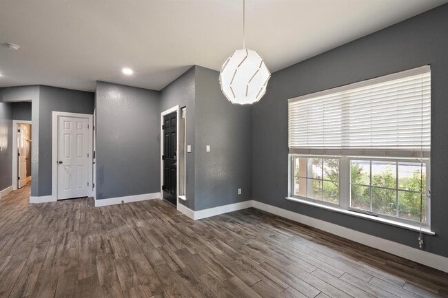 Building Photo - 11416 Flushwing Dr