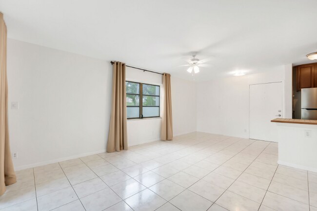 Foto del edificio - 3040 NE 16th Ave