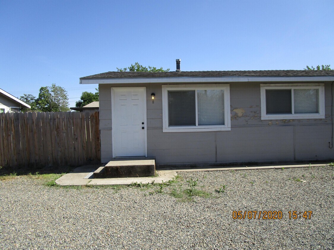 Primary Photo - 5450 Feather River Blvd