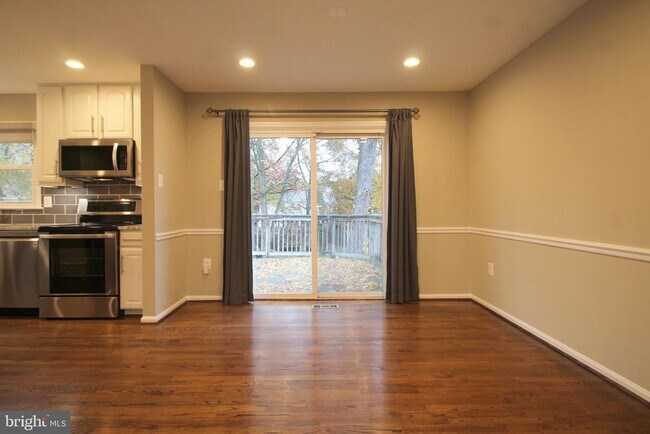 Foto del edificio - 4500 Lantern Pl