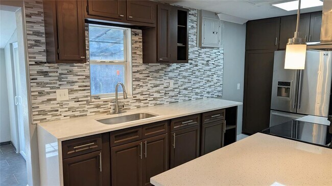 Foto del edificio - 4178 Tatum St