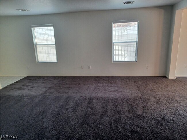 Foto del edificio - 5306 Georgeson Ct