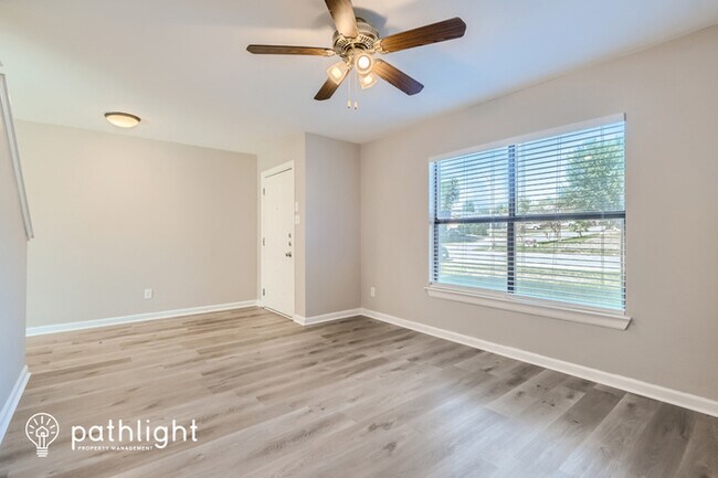 Building Photo - 9214 Adams Hill Drive, San Antonio, TX, 78245