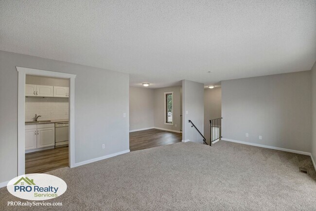 Foto del edificio - 2 Bedroom Townhome In Eagan