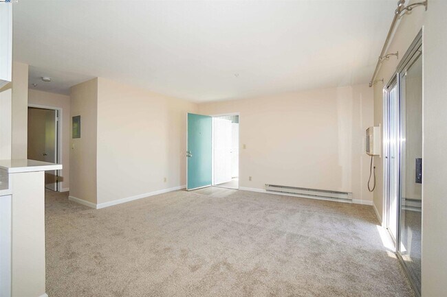Foto del edificio - 3670 Silver Oaks Way