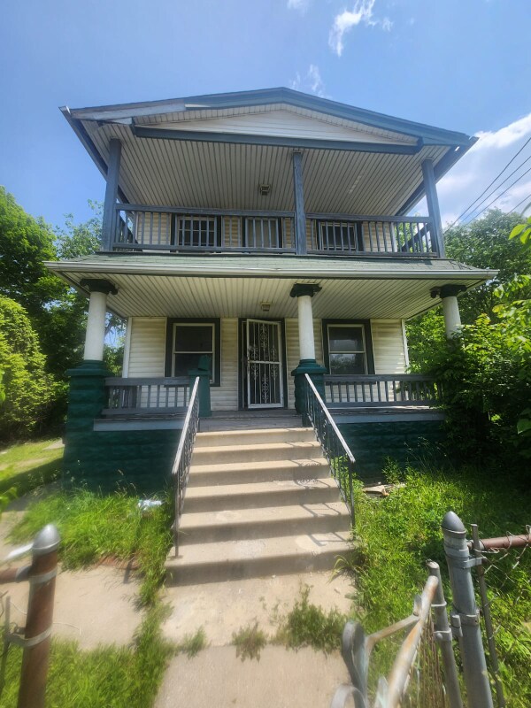 Foto principal - 9605 Wamelink Ave