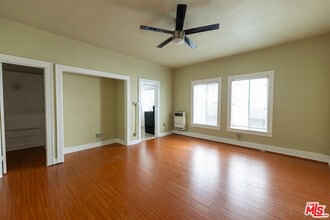 Building Photo - 661 Shatto Pl