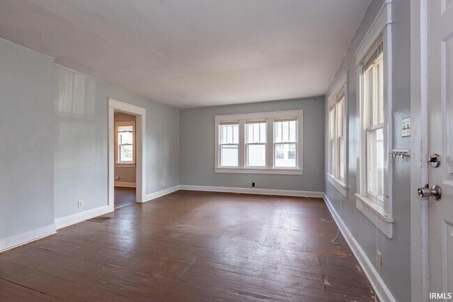 Foto del edificio - 204 S Clark St