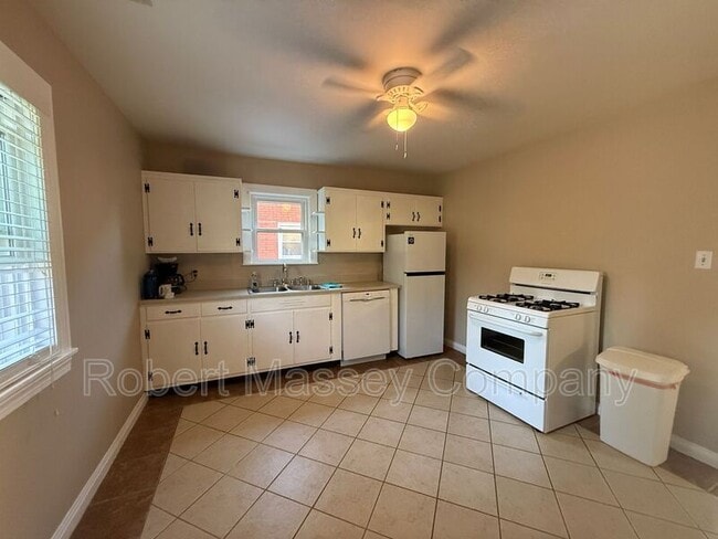 Building Photo - 3519 Whippoorwill Rd