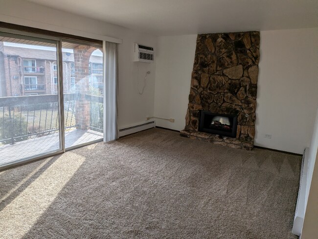 Foto del edificio - 15802 Orlan Brook Dr