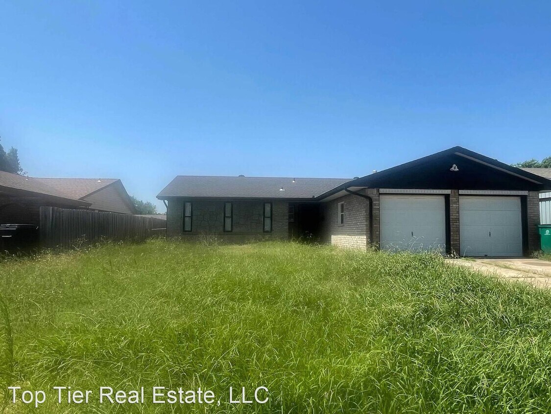 Foto principal - 4 br, 2 bath House - 2720 SW 86th St