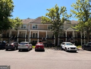 Building Photo - 1035 S Barnett Shoals Rd