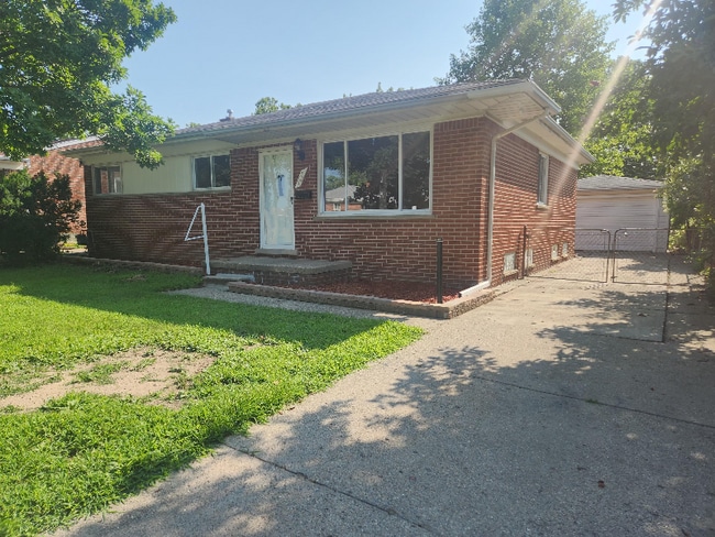 Foto del edificio - 8635 N Evangeline St