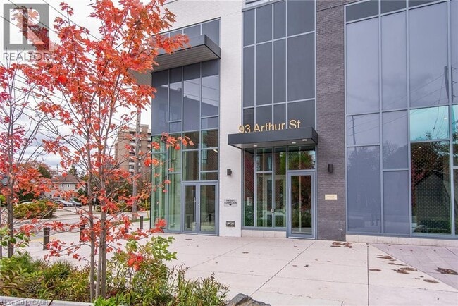 Building Photo - 93 Arthur St S