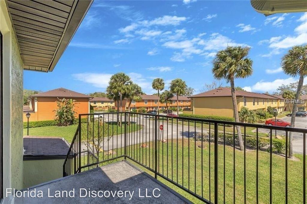 Primary Photo - 3217 Oak Lawn Pl