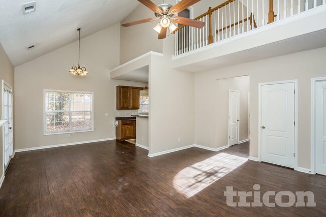 Building Photo - 4577 Garden City Dr