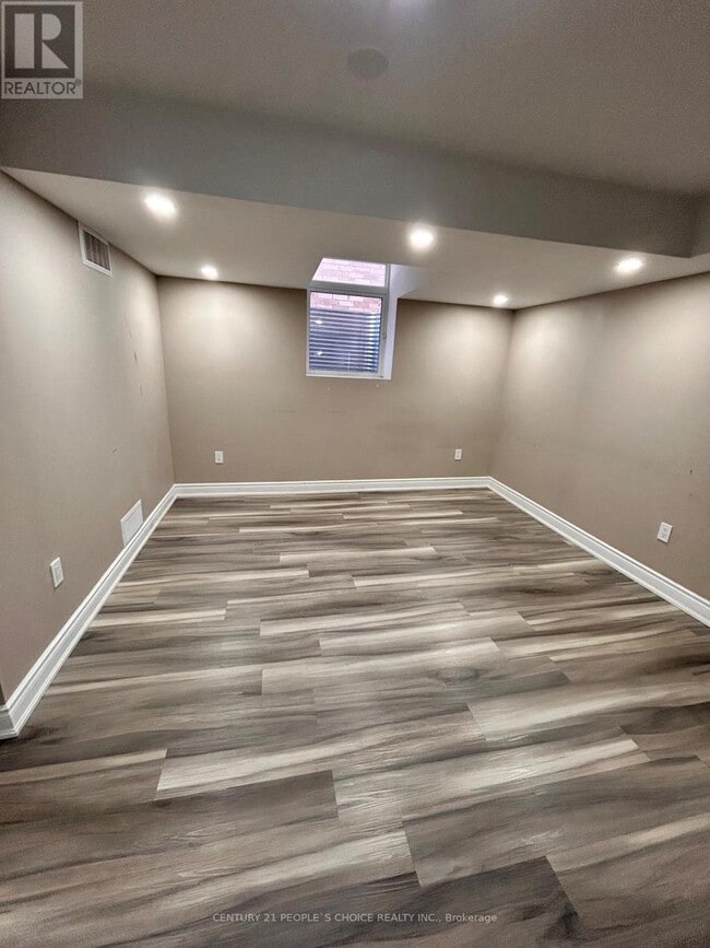 Building Photo - 11 Elverton Cres