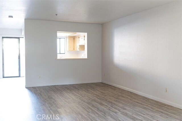 Foto del edificio - 1239 Foothill Blvd