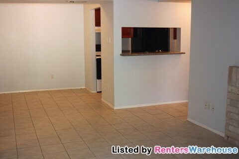 Building Photo - Walking Distance to Hershey Park