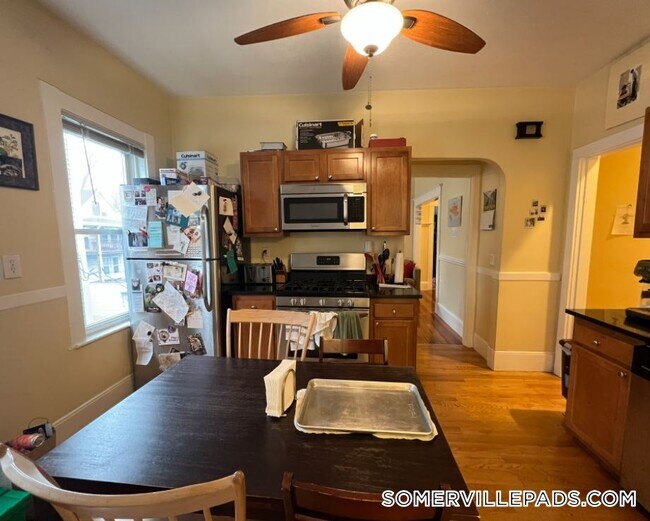 Foto del edificio - 121 Liberty Rd