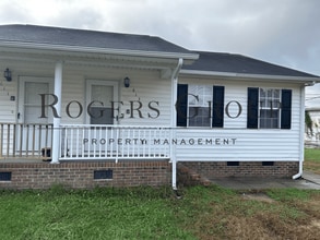 Building Photo - 611&613-613 Hicks Mill Rd