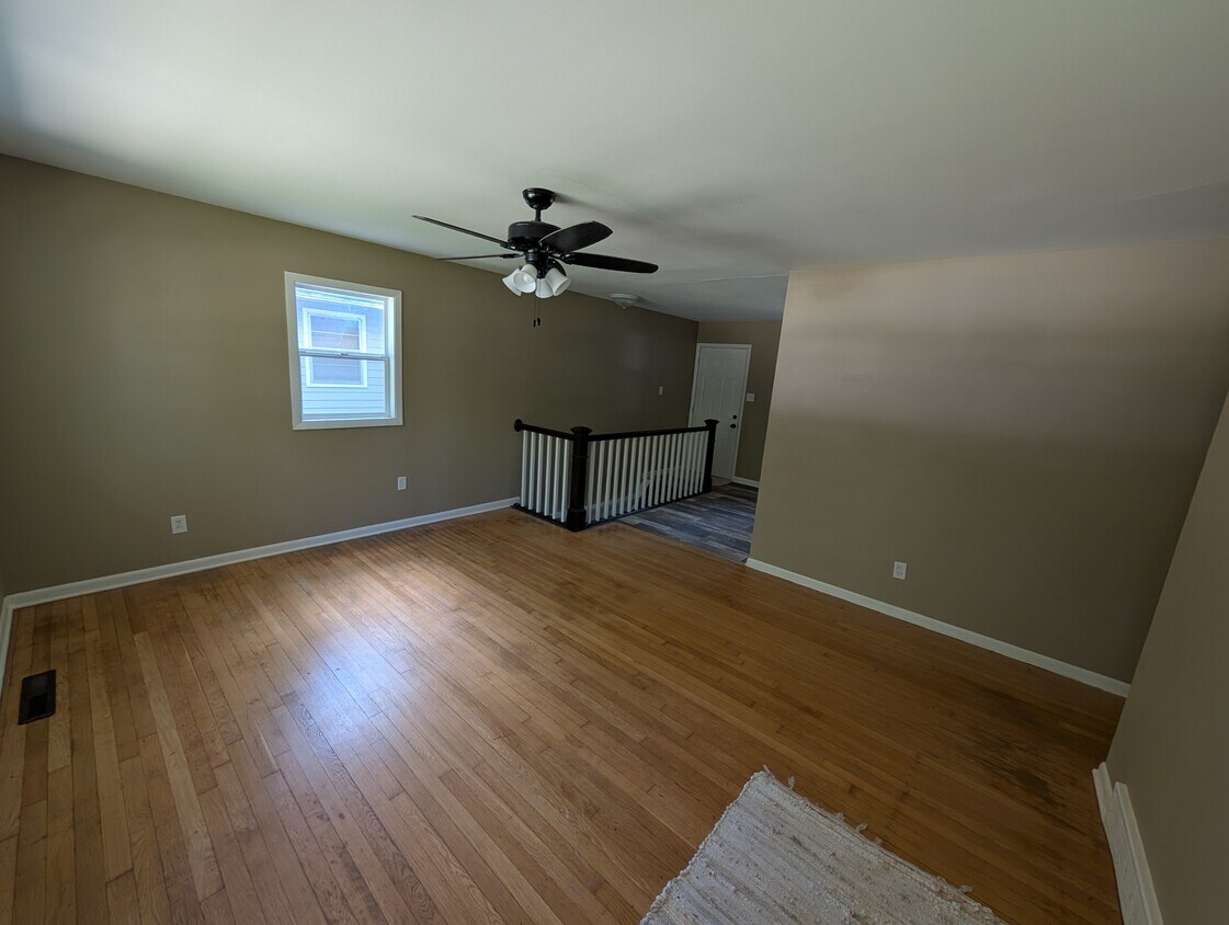 Foto principal - 1940 SW Quivira Dr