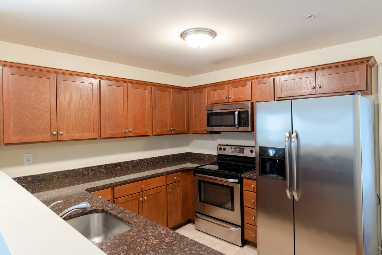 Foto principal - Madison Ave Apartments