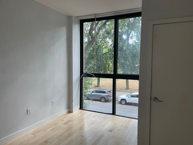 Foto del edificio - 42 8th St