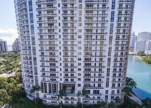 Building Photo - 901 Brickell Key Blvd