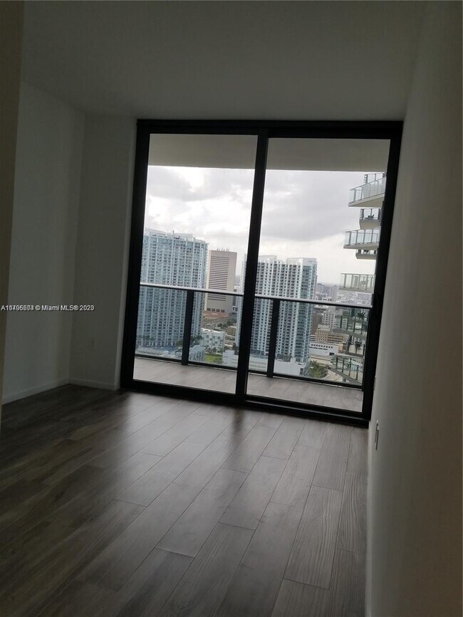 Foto del edificio - 801 S Miami Ave