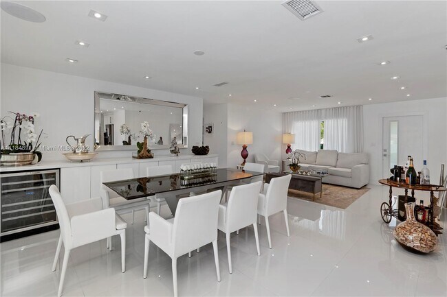 Foto del edificio - 425 SE 3rd Pl