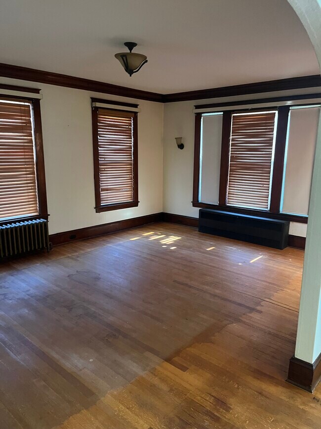 Foto del edificio - 317 Hamilton St