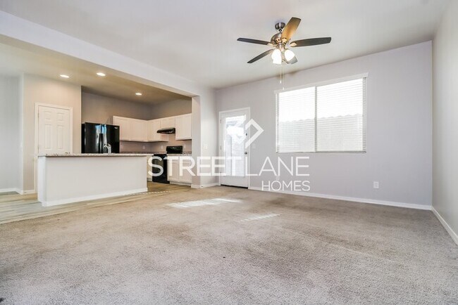 Building Photo - Charming 4 Bedroom in Avondale!