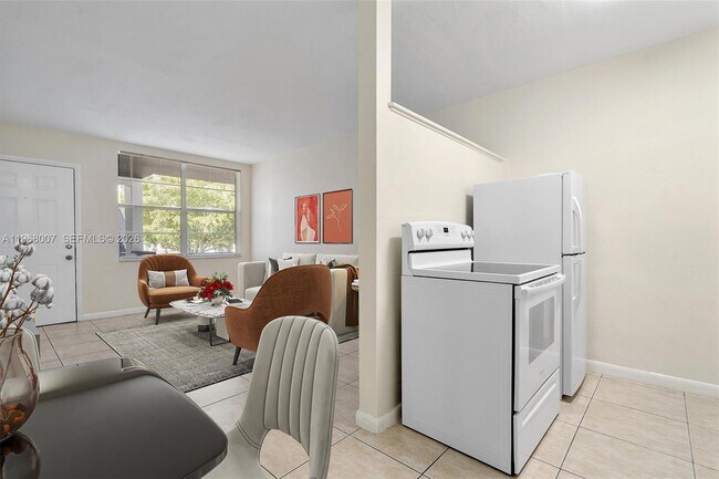 Foto del edificio - 1715 N 16th Ave