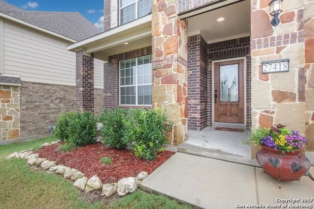 Building Photo - 27418 Valle Bluff