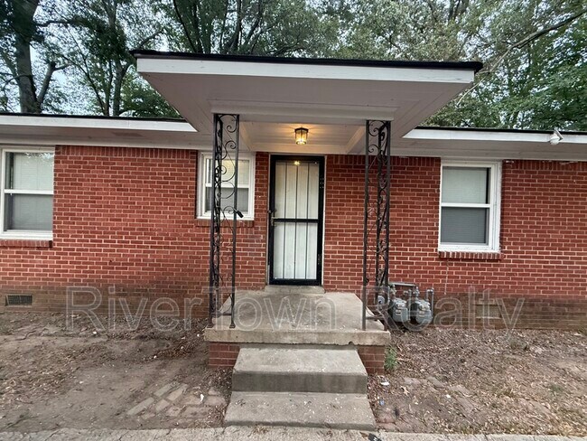 Foto del edificio - 727 E Raines Rd